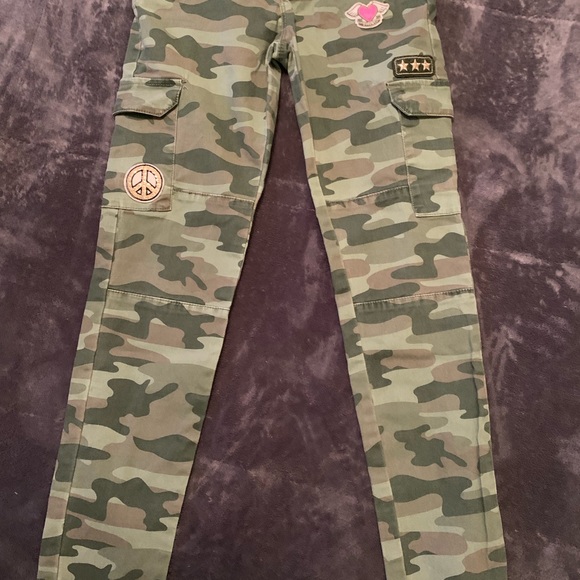 Justice camo jeans and top - Picture 2 of 10